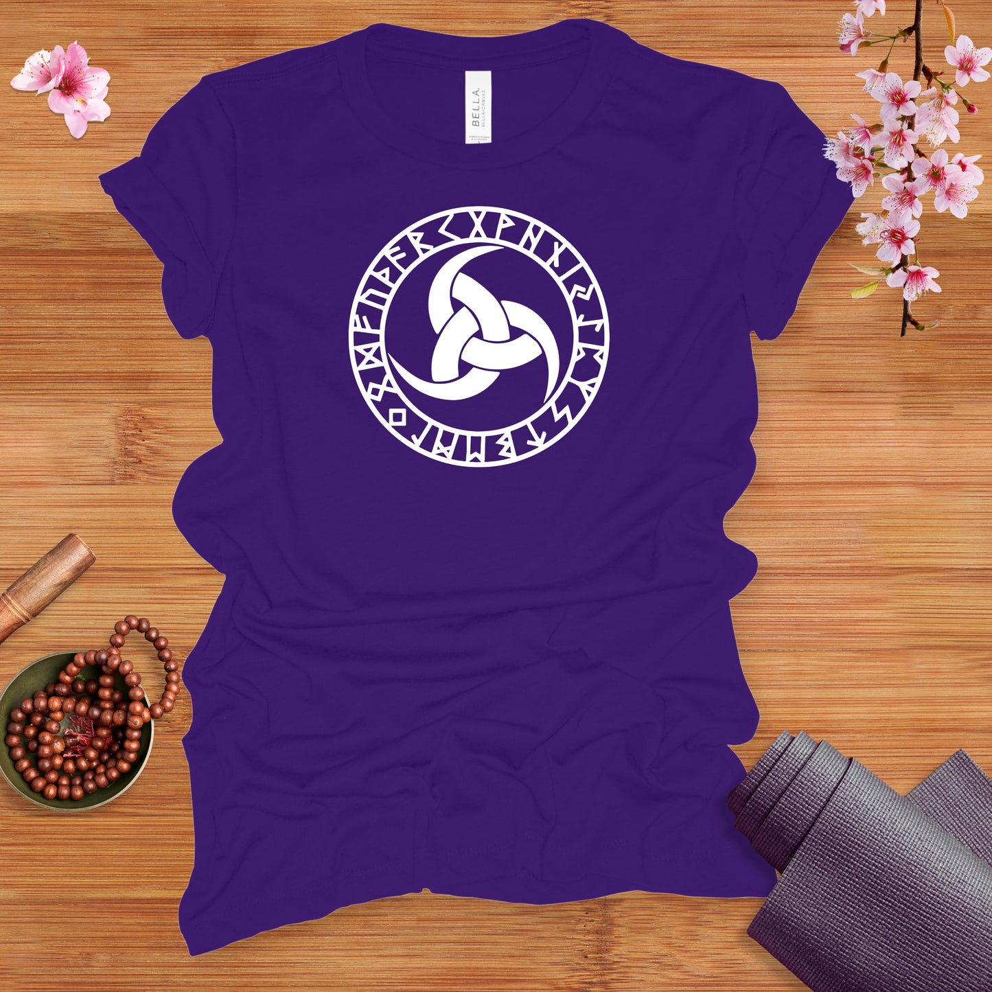 Triskele White Fitted