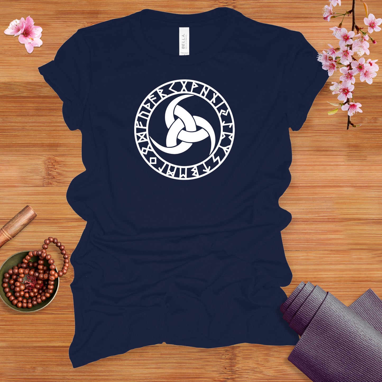 Triskele White Fitted