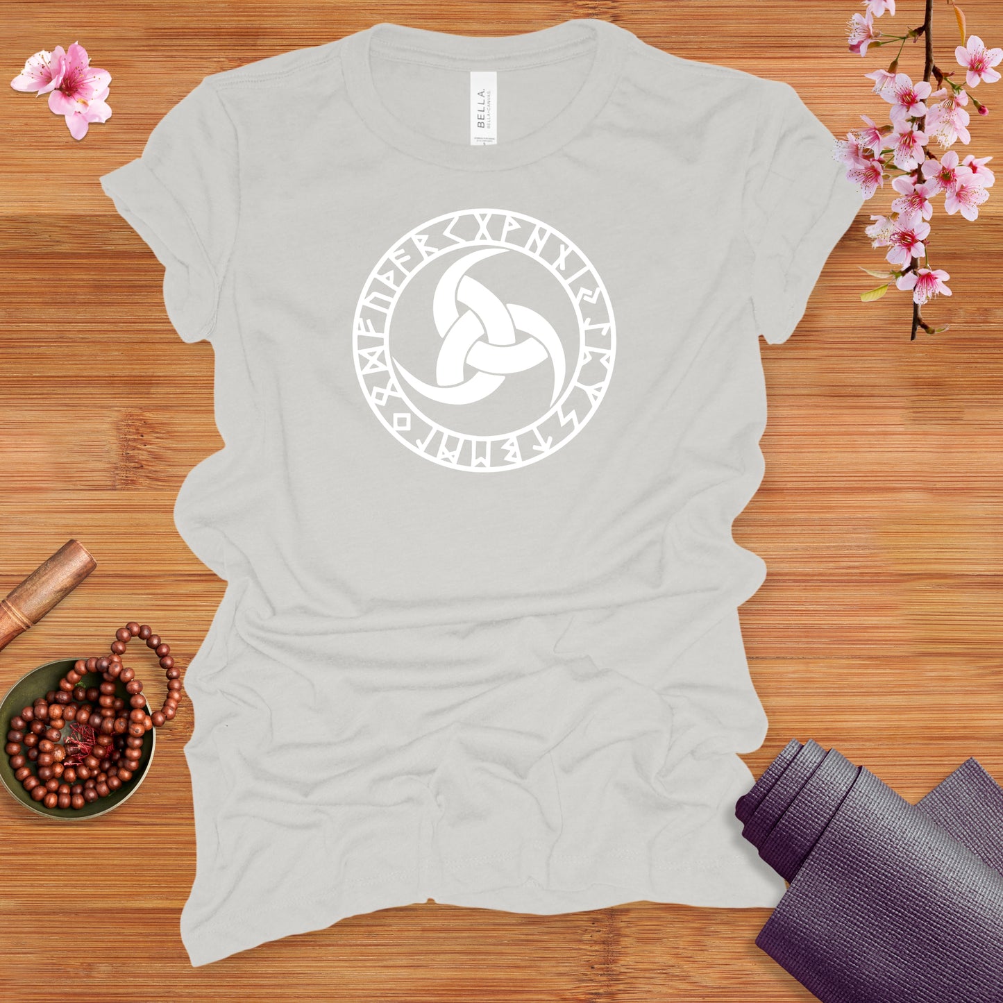 Triskele White Fitted