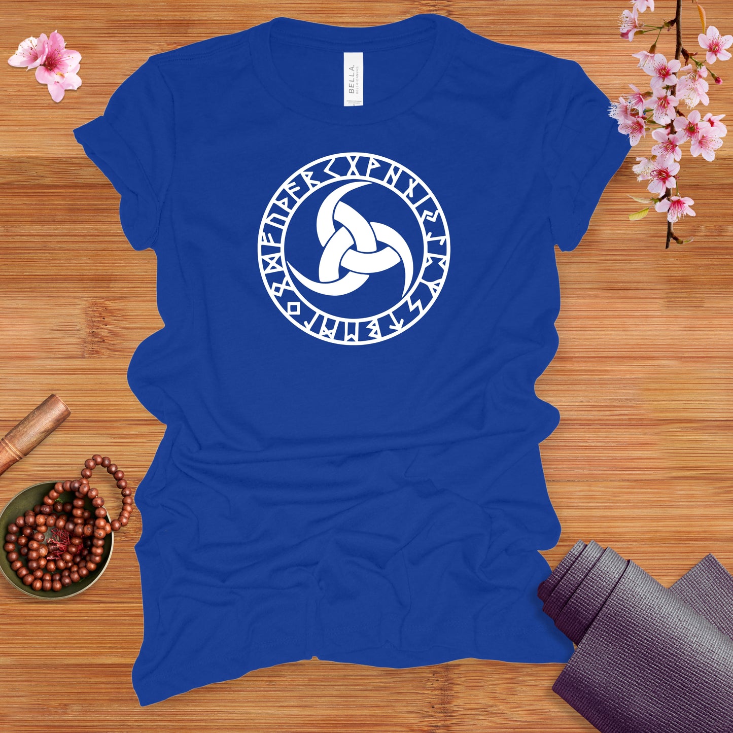 Triskele White Fitted