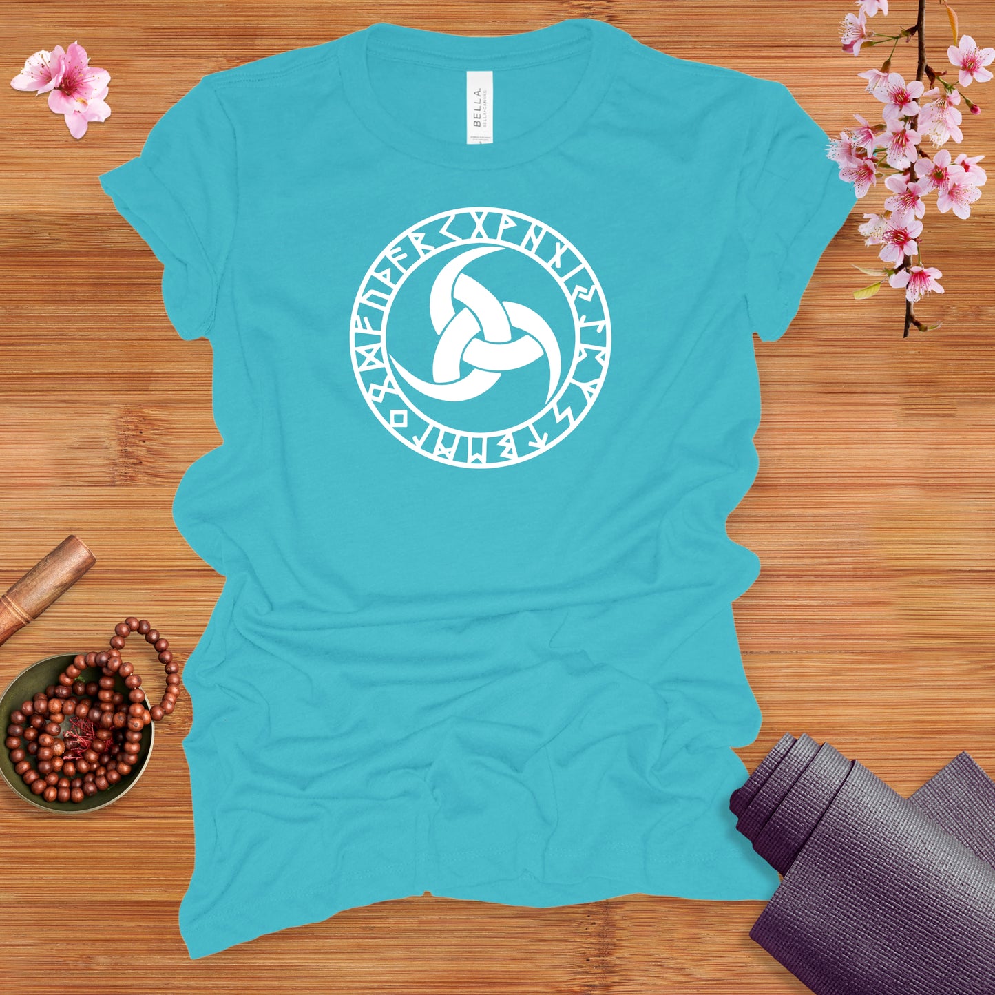 Triskele White Fitted