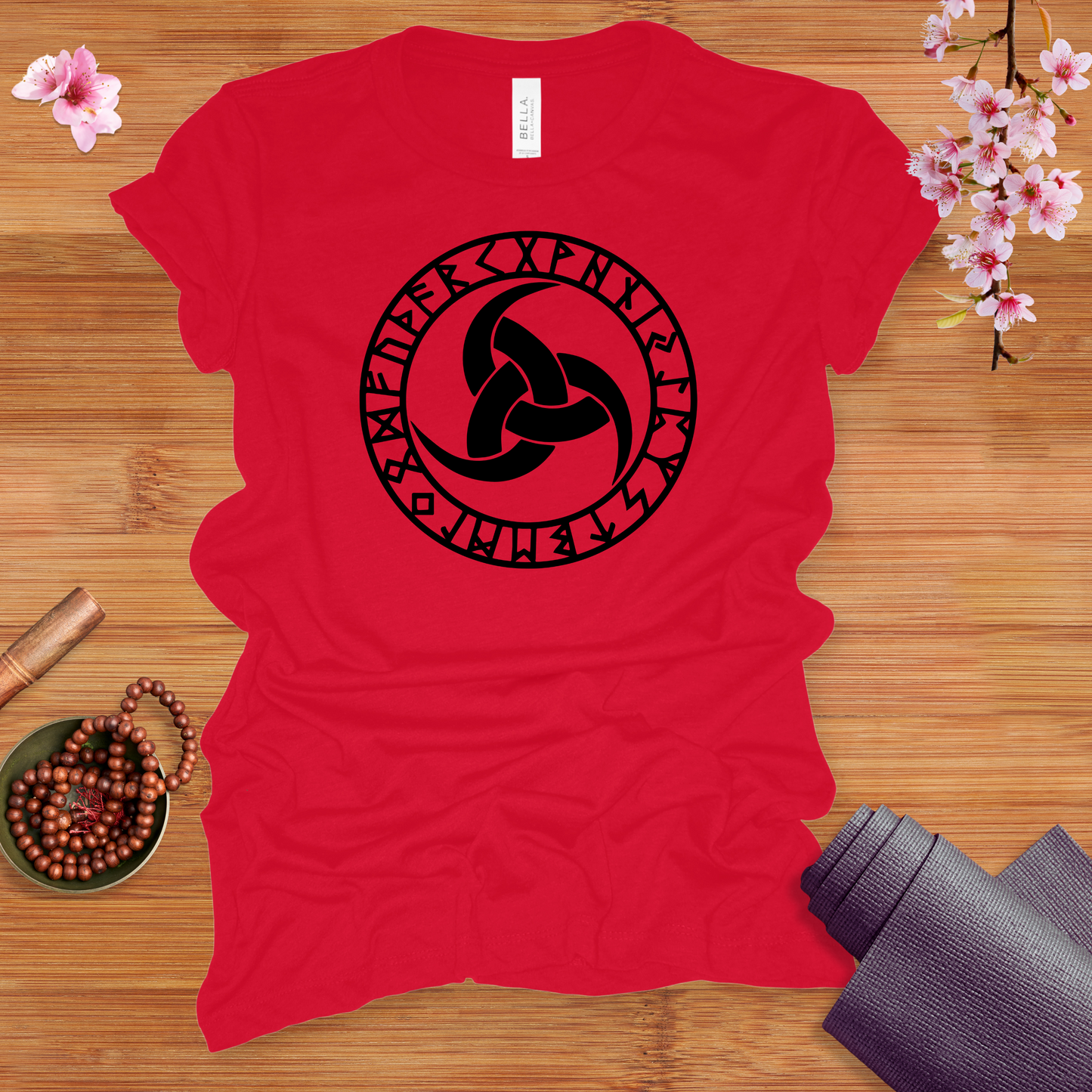 Triskele Black Fitted