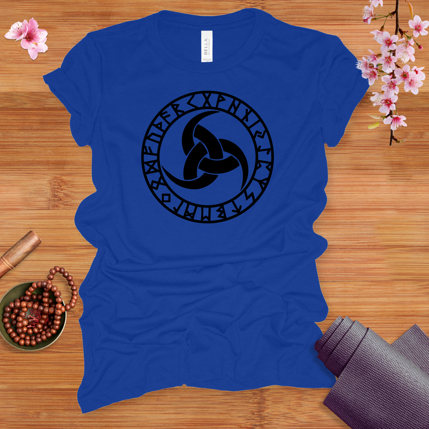 Triskele Black Fitted