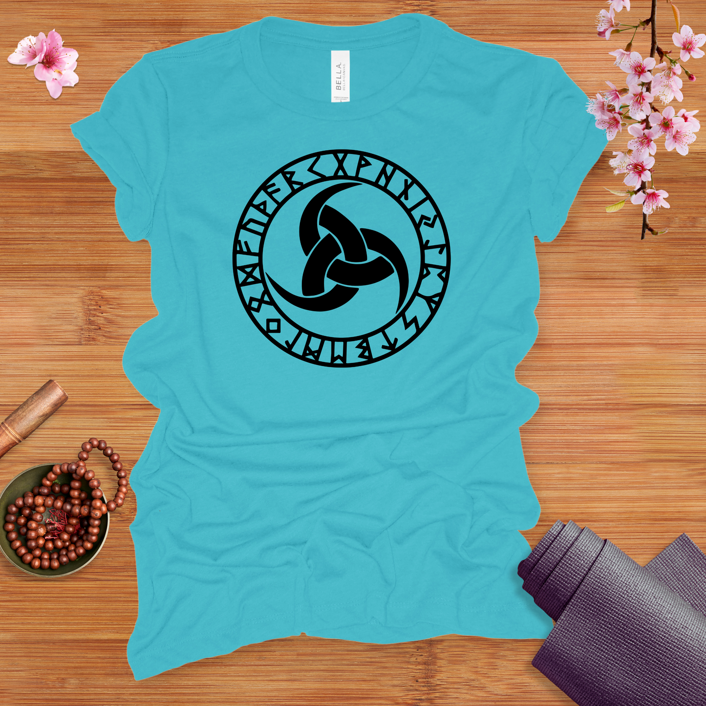 Triskele Black Fitted