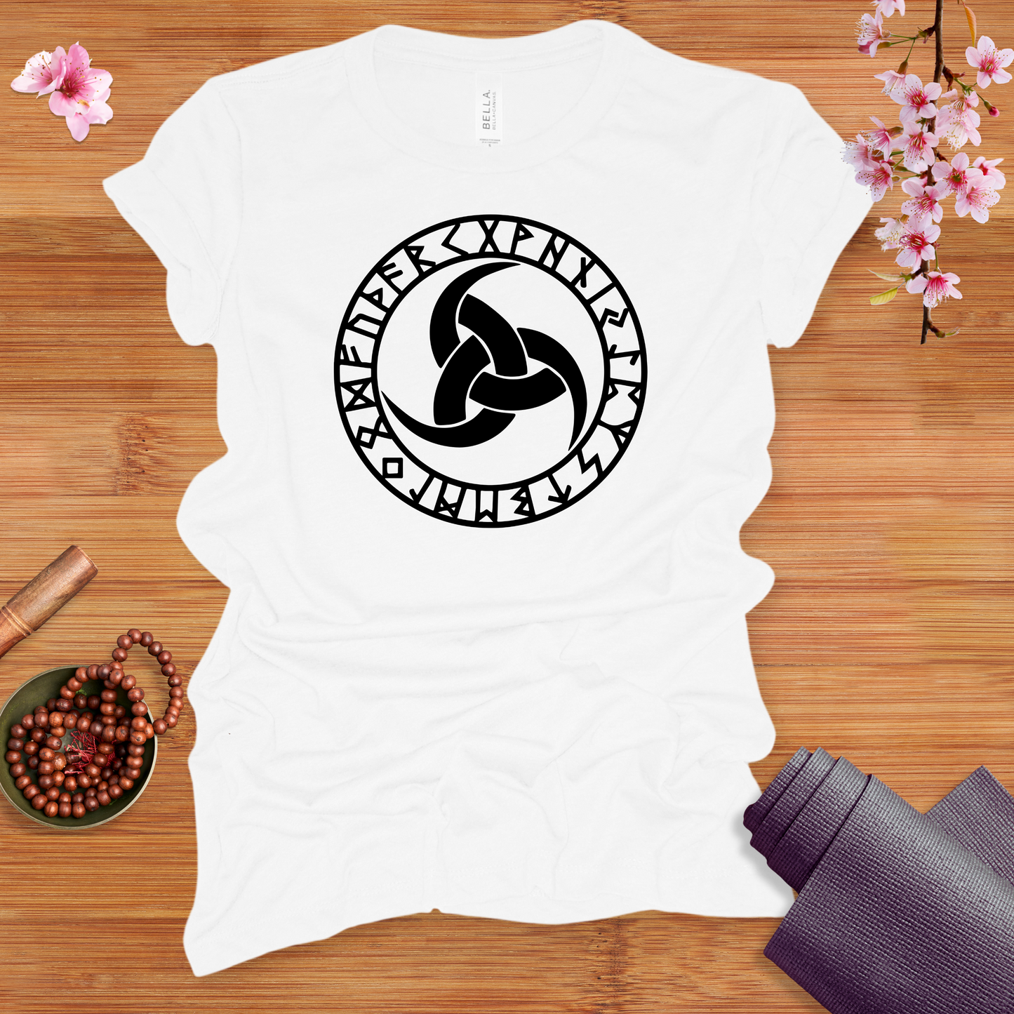 Triskele Black Fitted