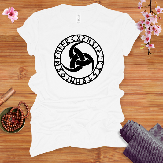 Triskele Black Fitted